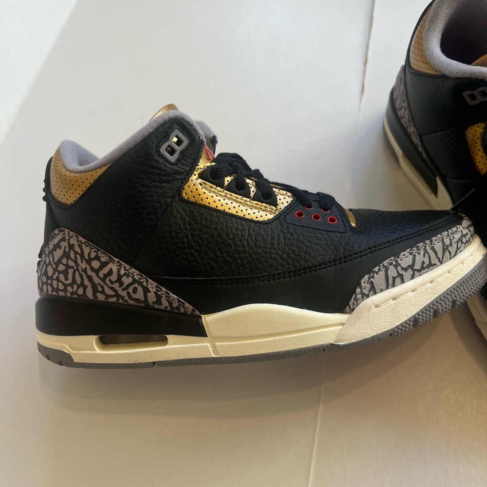 NIKE Air Michael Jordan Gold and Black high top Sneakers women’s sz 8, men-6.5 - Picture 3 of 8